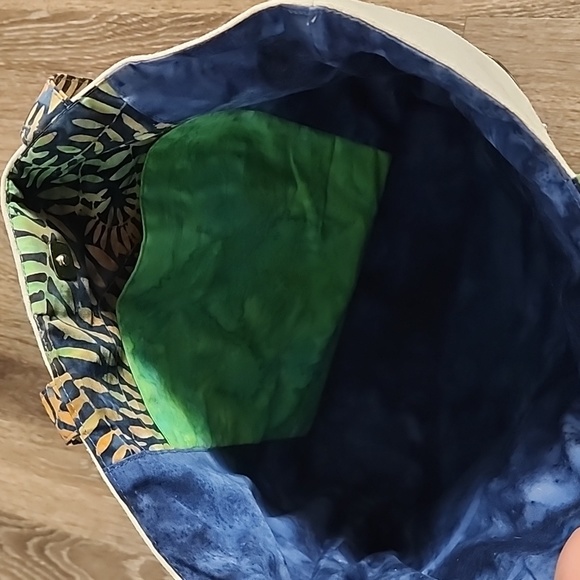 🔴 🔚🔜 SALE Stunning Handcrafted Tote Bag - Picture 3 of 9